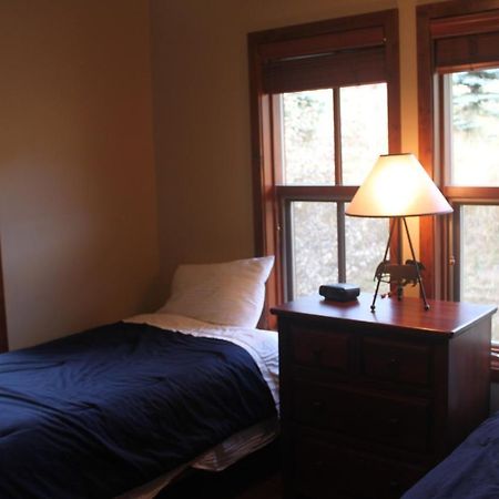 Woodhaven # 8 In Sun Peaks Villa ภายนอก รูปภาพ