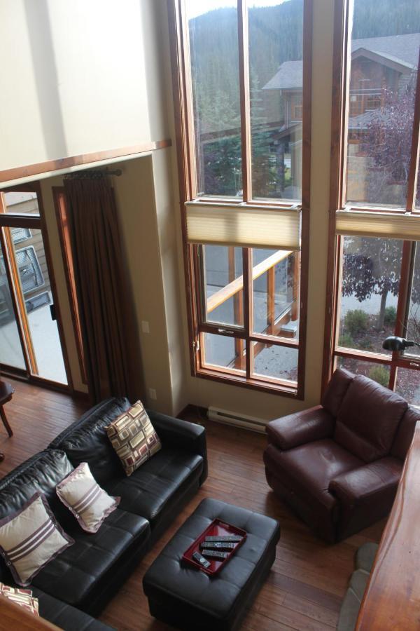 Woodhaven # 8 In Sun Peaks Villa ภายนอก รูปภาพ